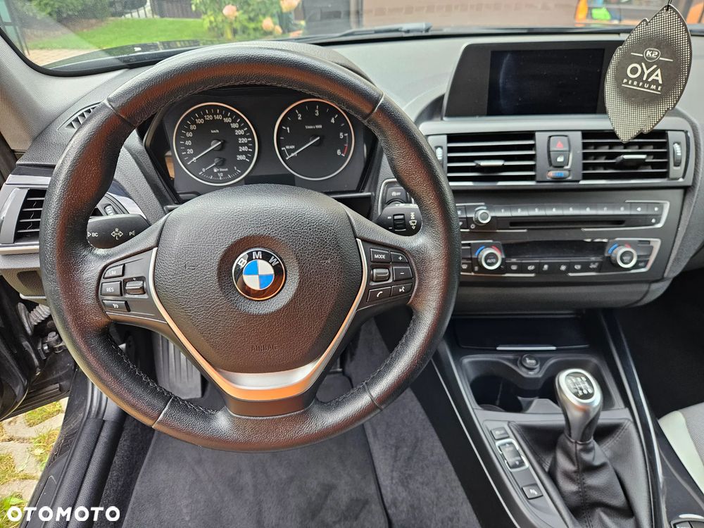 BMW Seria 1 118d DPF Edition Lifestyle - 16