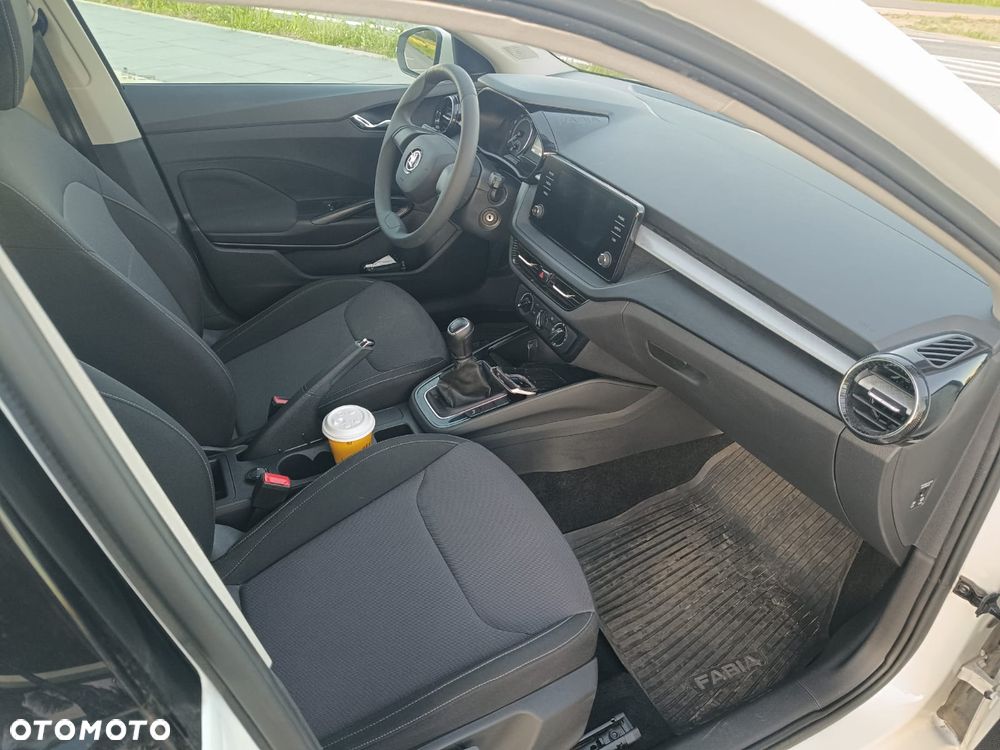 Skoda Fabia 1.0 Ambition - 13