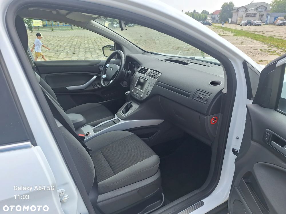 Ford Kuga 2.0 TDCi 4x4 Titanium - 19