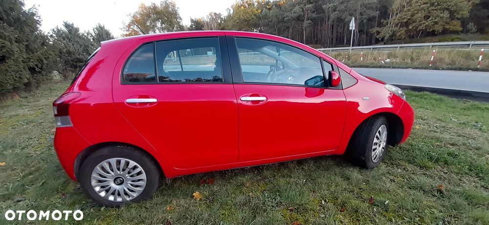 Toyota Yaris - 5