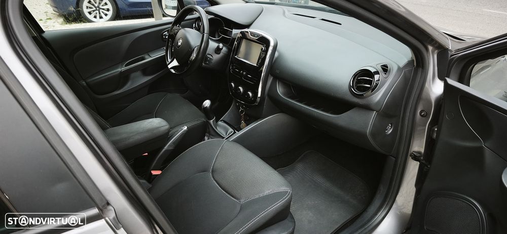 Renault Clio Sport Tourer - 9