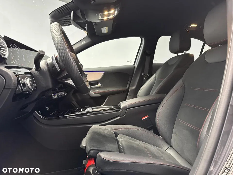 Mercedes-Benz Klasa A 200 d AMG Line 8G-DCT - 12