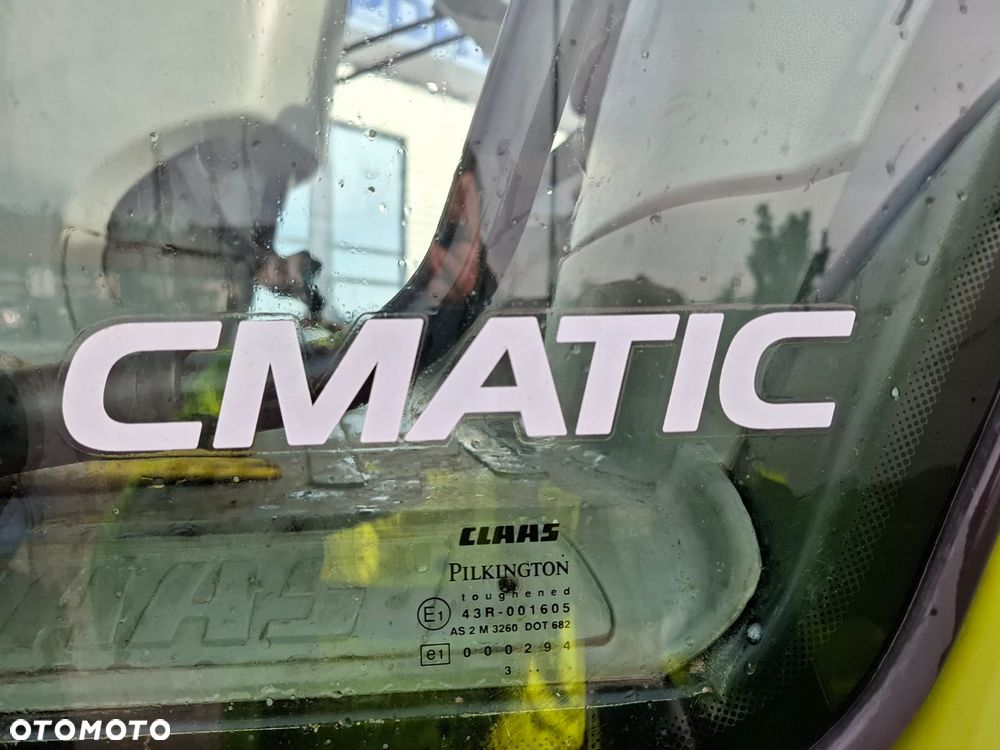 Claas AXION 830 - 12