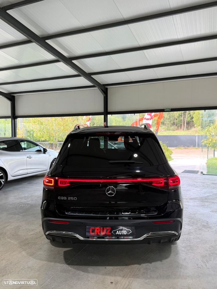 Mercedes-Benz EQB 250 AMG Line - 29