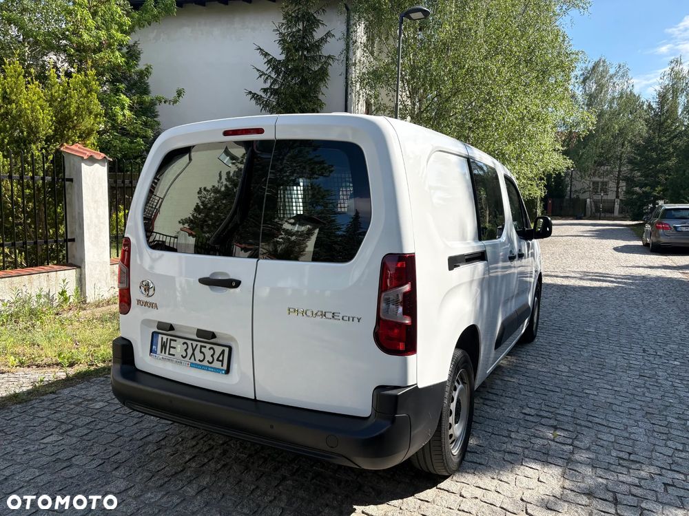 Toyota Proace City - 7