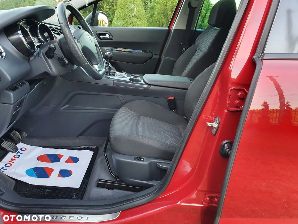 Peugeot 3008 1.6 HDi Premium - 10