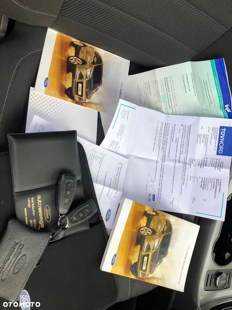 Ford Kuga - 17