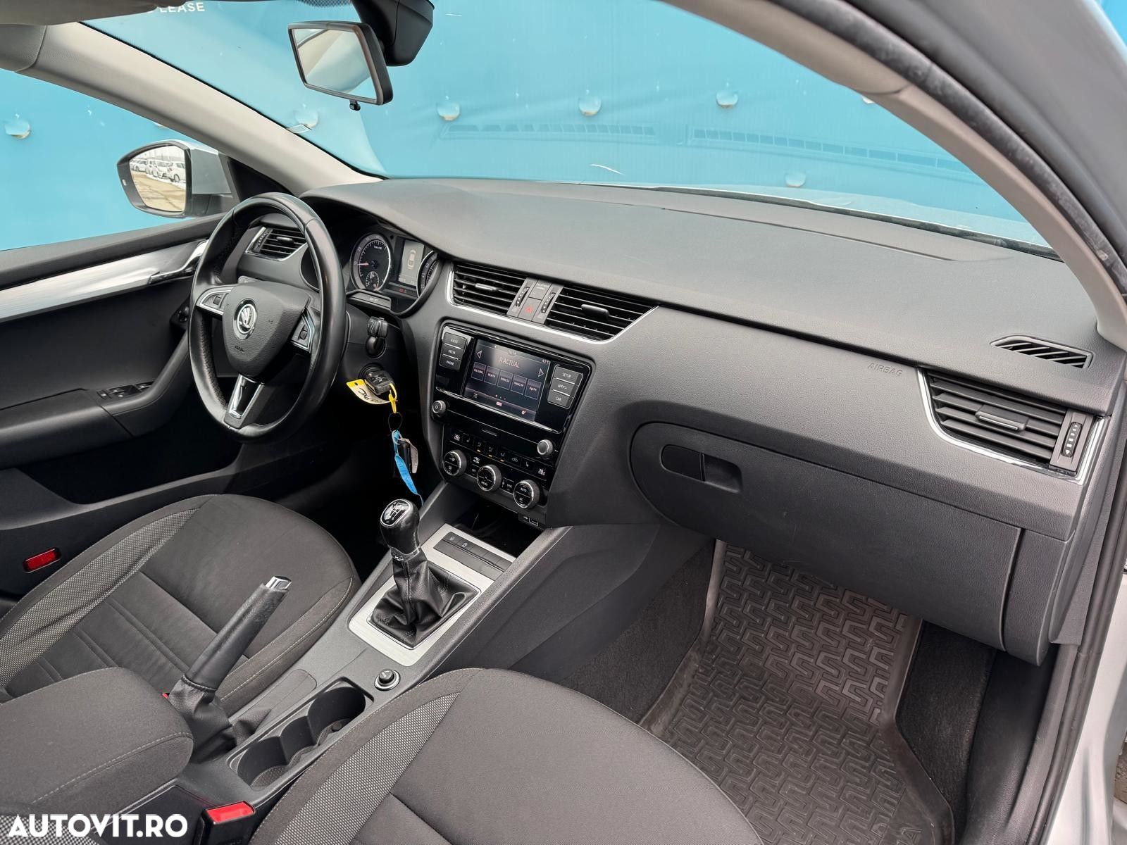 Skoda Octavia - 10