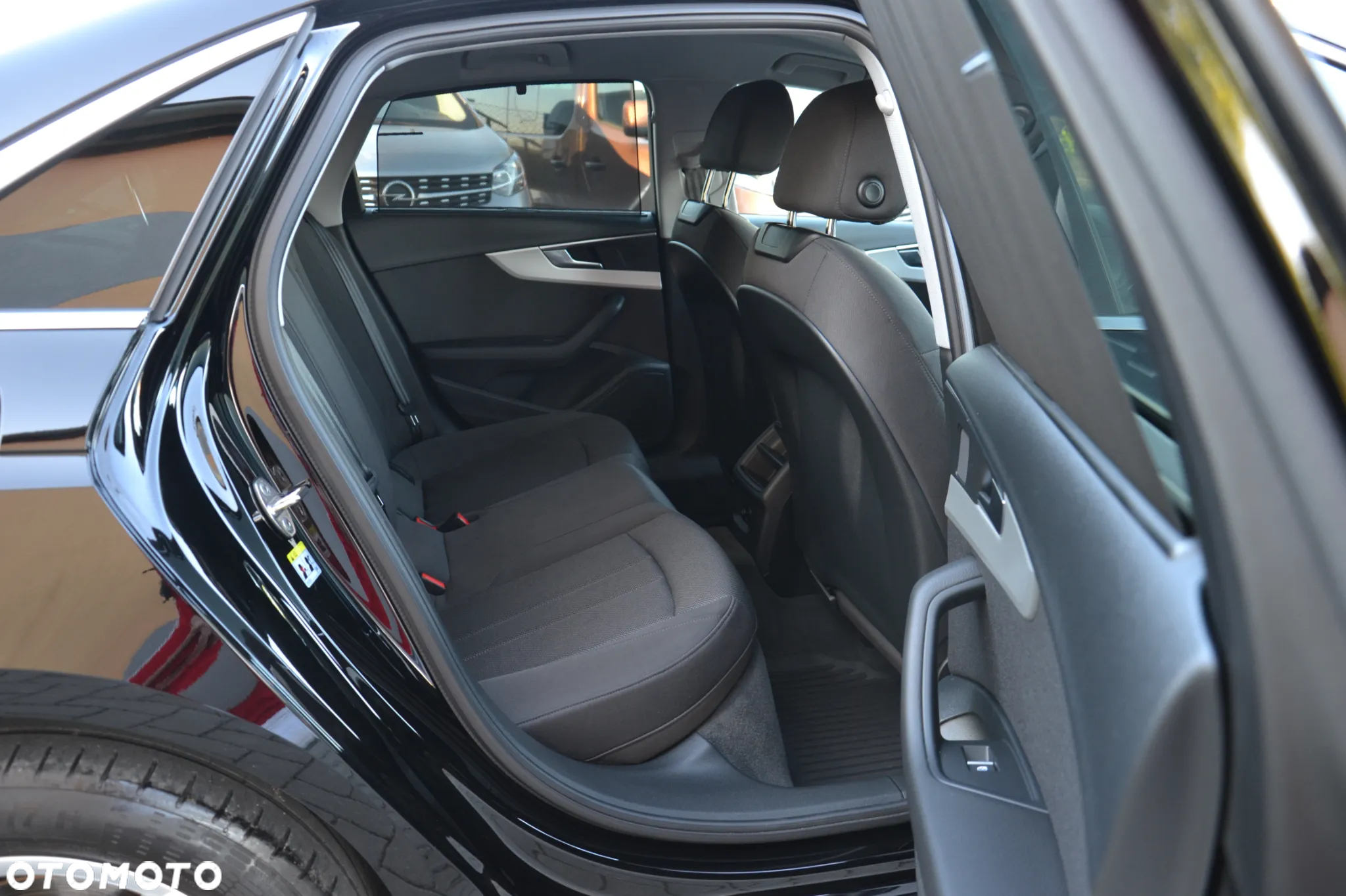 Audi A4 - 33