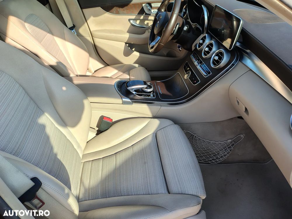 Mercedes-Benz C 250 (BlueTEC) d 4Matic 7G-TRONIC Exclusive - 12