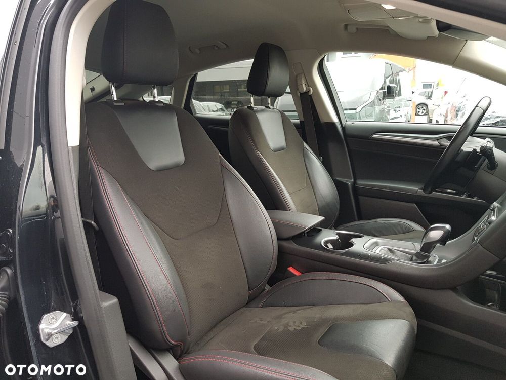 Ford Mondeo 2.0 TDCi Bi-Turbo Titanium PowerShift - 27