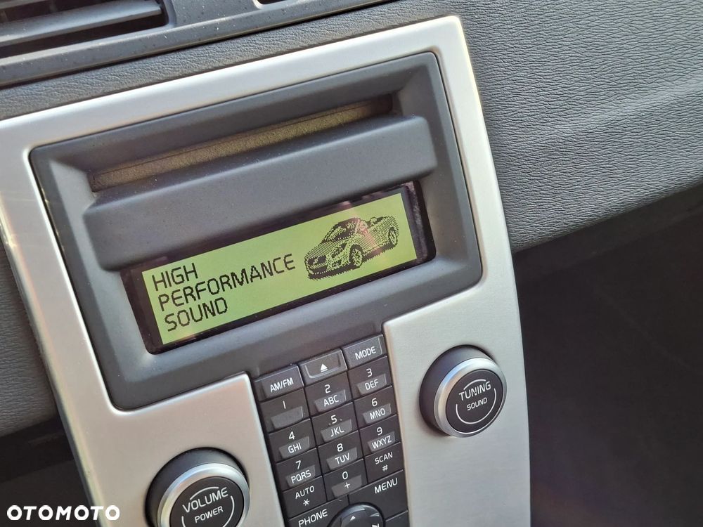Volvo C70 D3 Momentum - 29