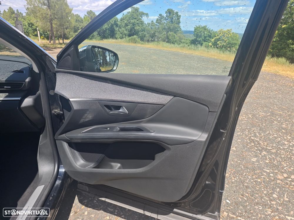 Peugeot 5008 1.5 BlueHDi Crossway EAT8 - 16