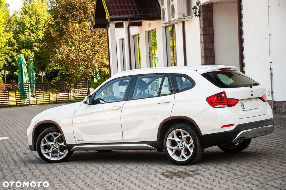 BMW X1 xDrive18d xLine - 22