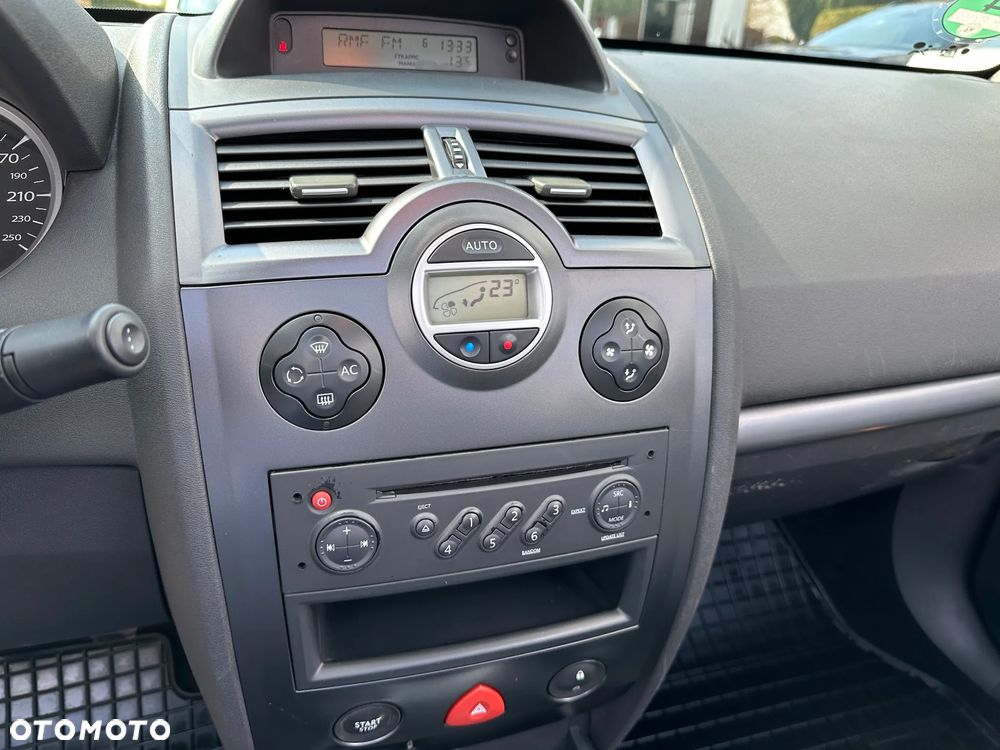 Renault Megane - 12
