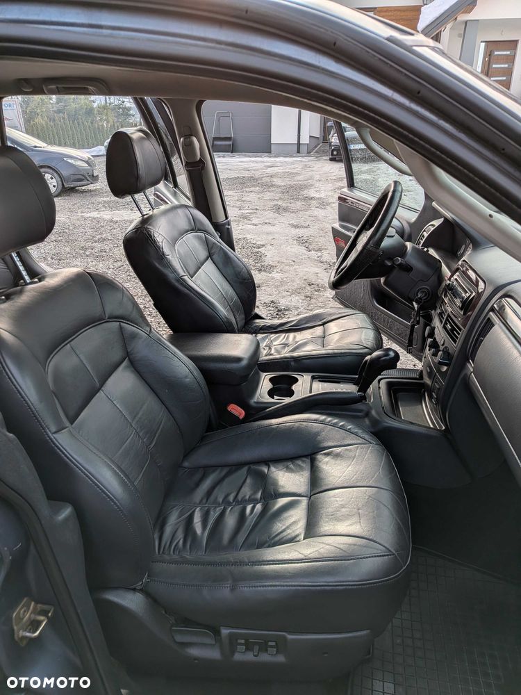 Jeep Grand Cherokee - 4