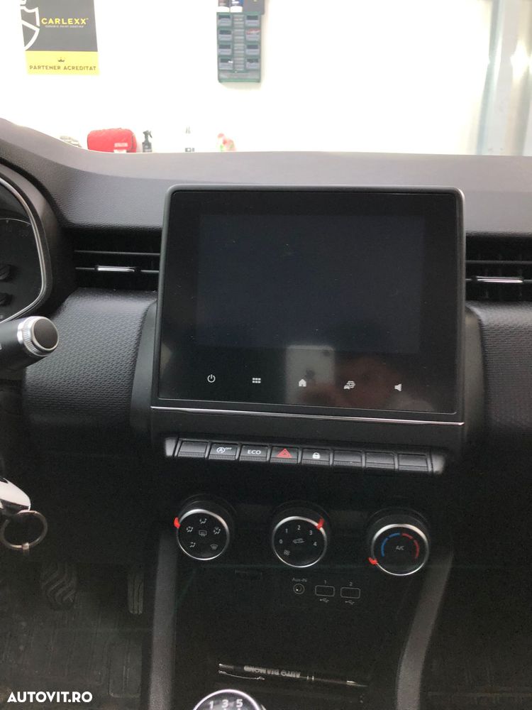 Renault Clio - 9