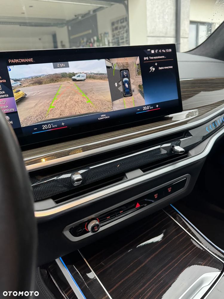 BMW X7 xDrive40i - 9