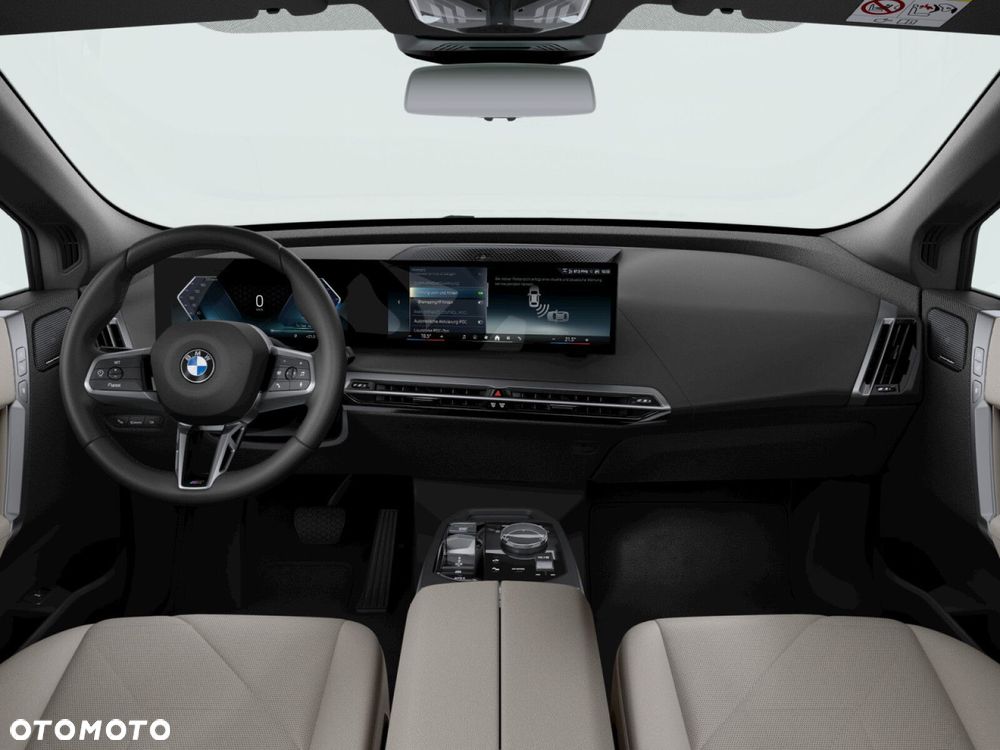 BMW iX - 4