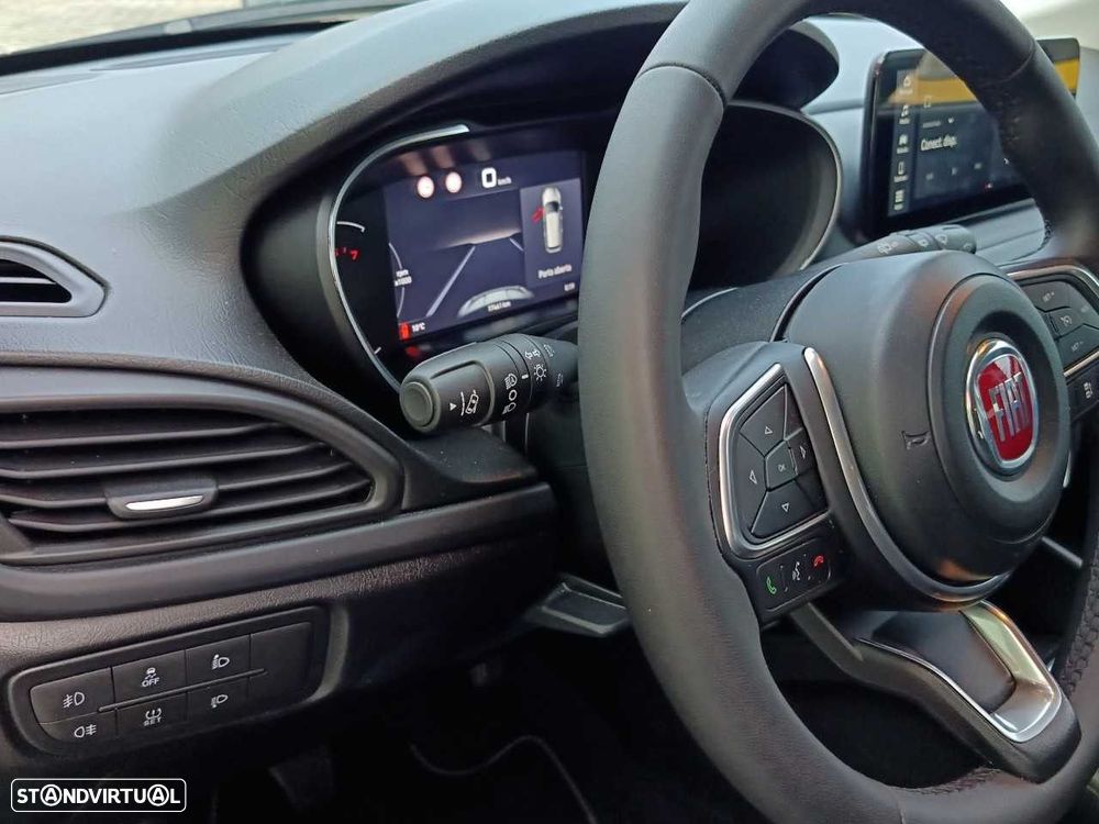 Fiat Tipo Station Wagon Cross 1.0 GSE T3 Cross - 15