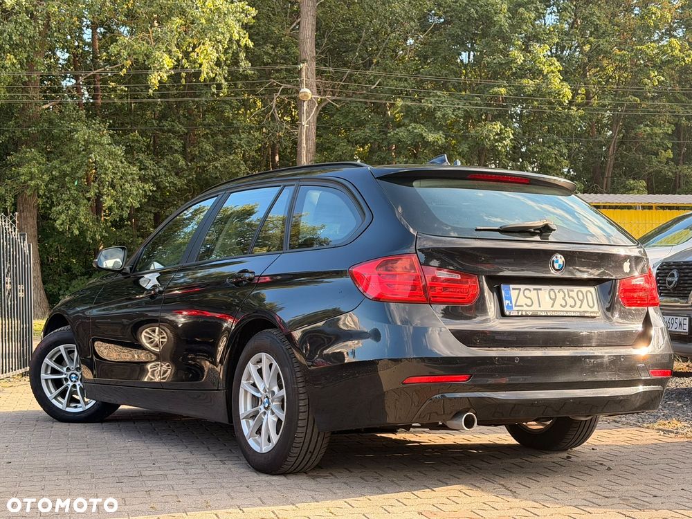 BMW Seria 3 318d Sport Line - 18