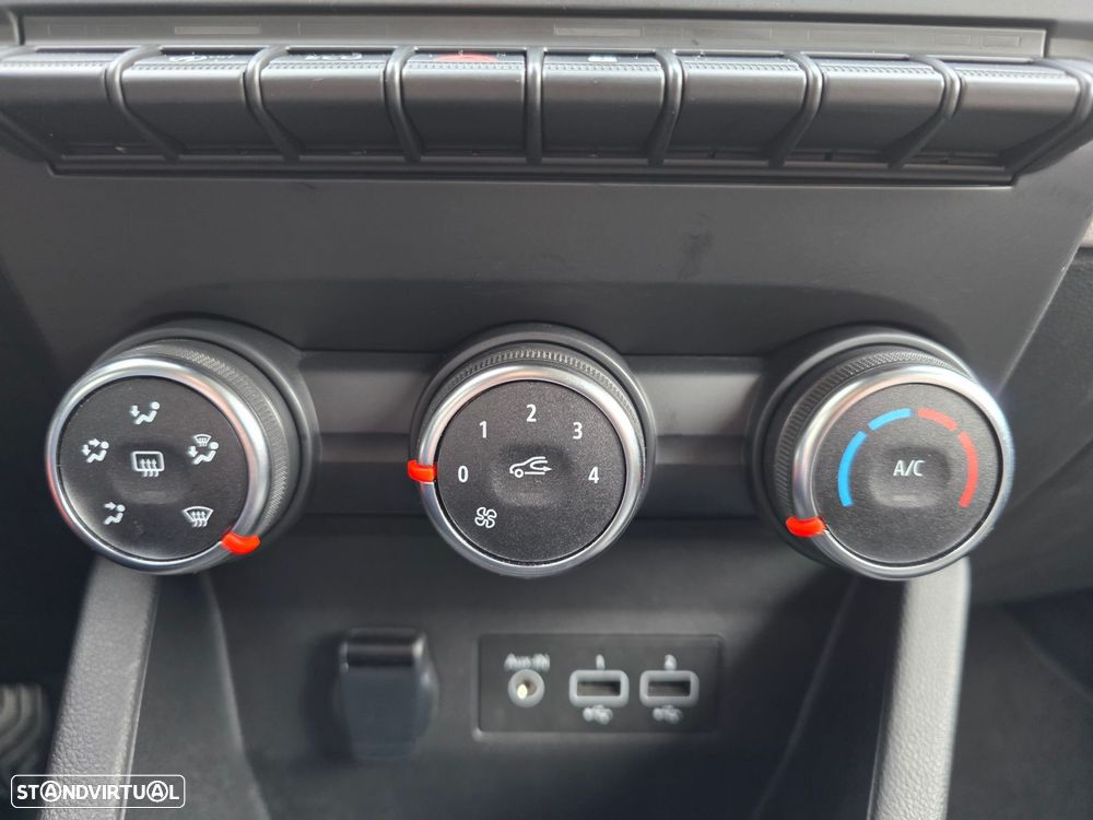 Renault Clio 1.5 Blue dCi Evolution - 15