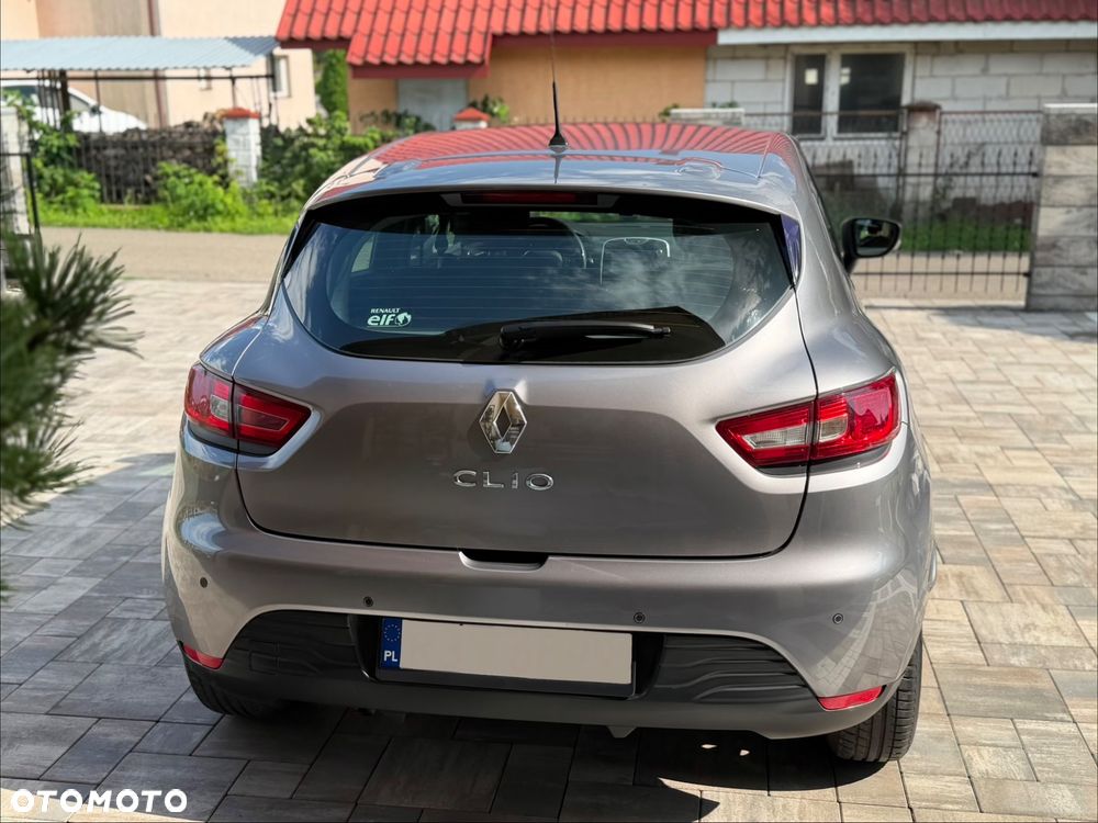 Renault Clio 1.2 16V Alize - 38
