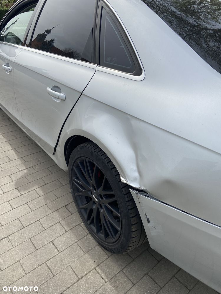 Audi A4 Limousine - 6