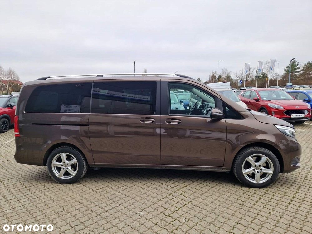 Mercedes-Benz Klasa V - 10