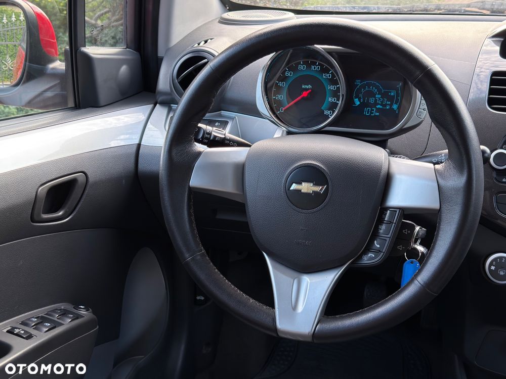Chevrolet Spark 1.2 LTZ - 10