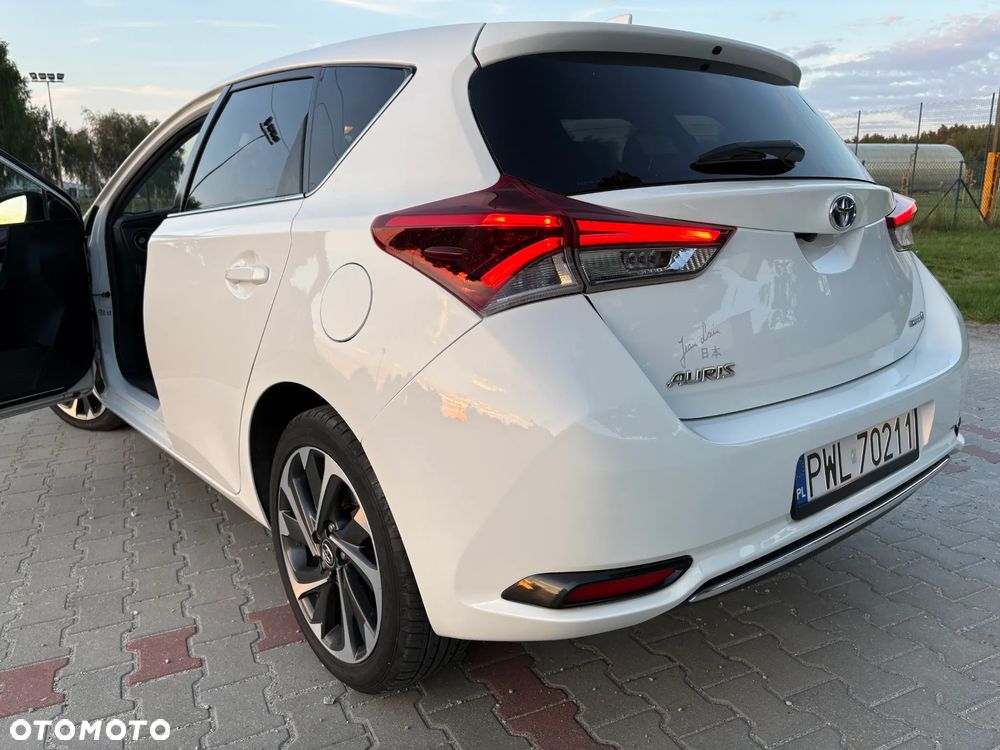 Toyota Auris - 10