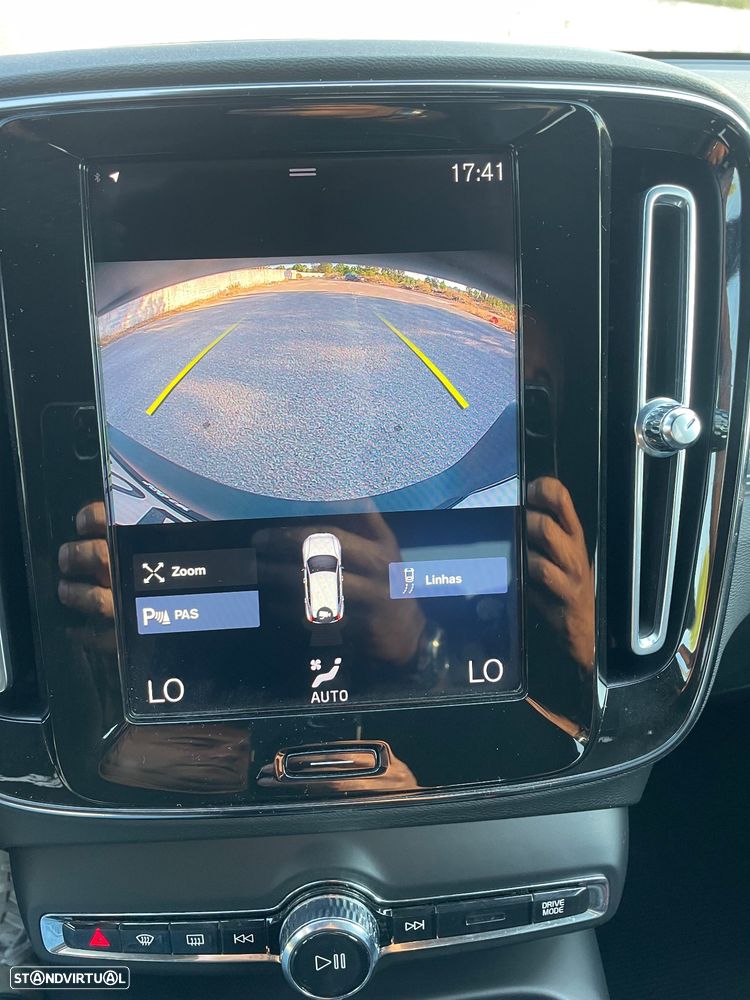 Volvo XC 40 1.5 T3 Momentum - 22