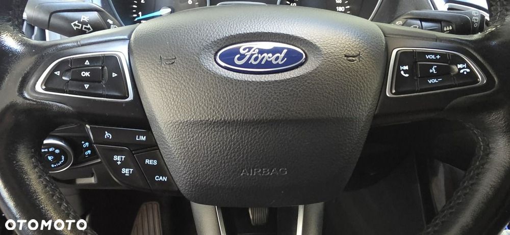 Ford Focus - 22
