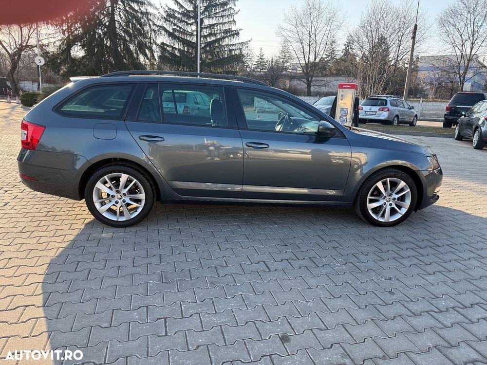 Skoda Octavia 2.0 TDI DSG Premium Edition - 6