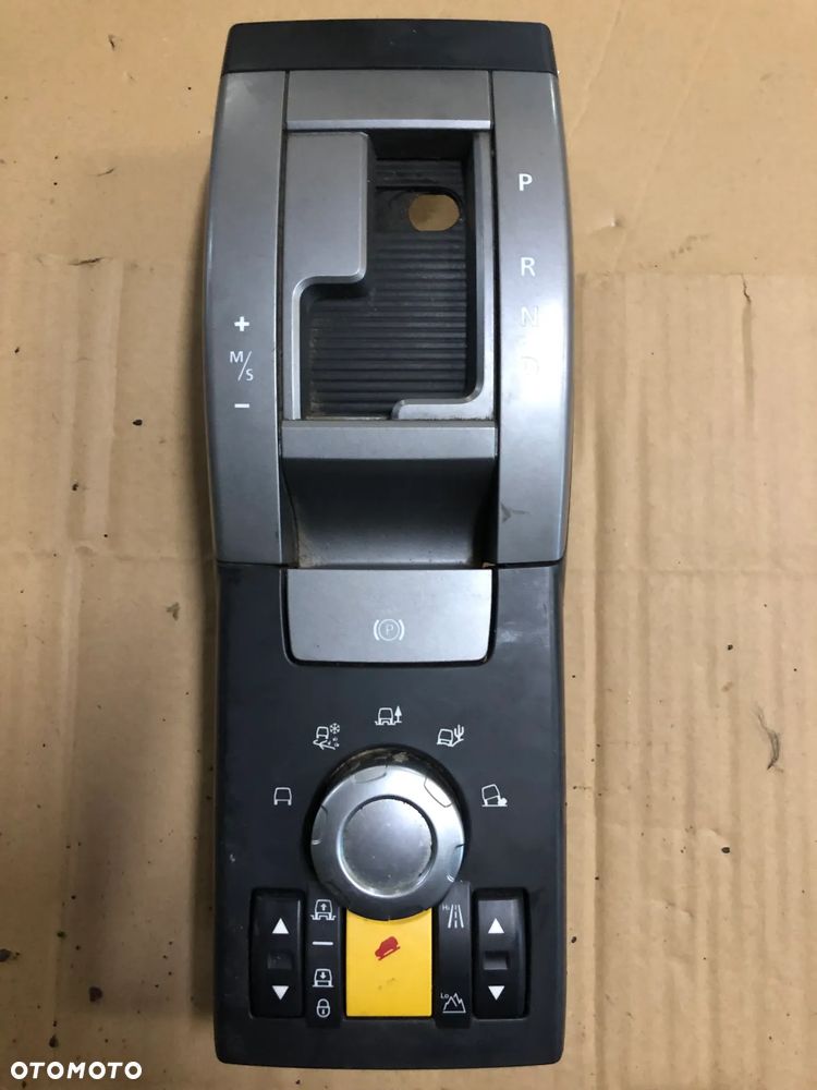 PANEL WYBIERAKA YUD501770 Range Rover Sport L320 - 1