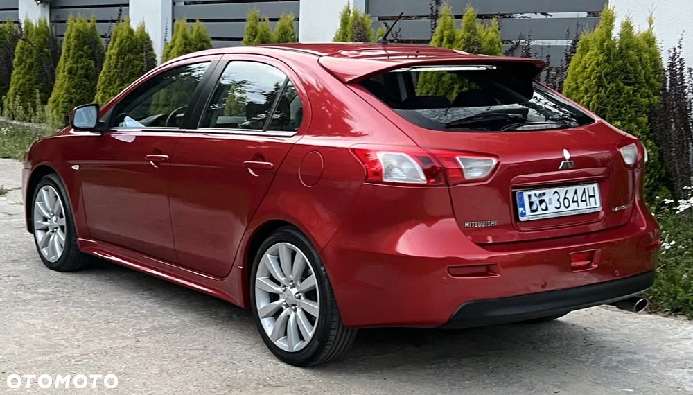 Mitsubishi Lancer 1.8 Intense - 32