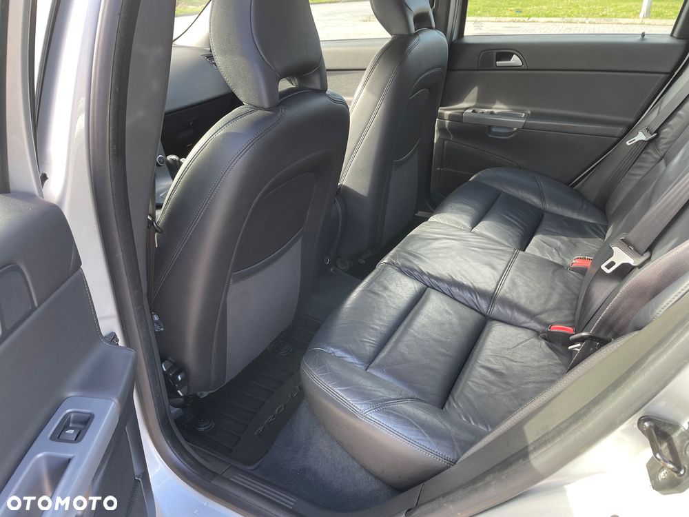Volvo V50 1.6D DRIVe Kinetic - 10