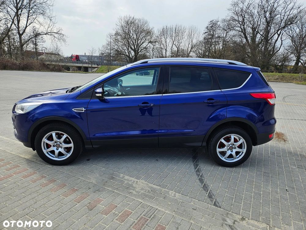 Ford Kuga 1.6 EcoBoost 2x4 Titanium - 6