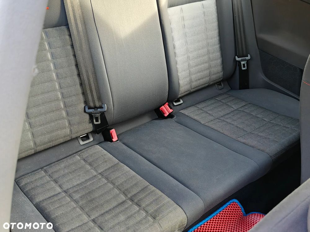 Volkswagen Golf 1.4 Comfortline - 19