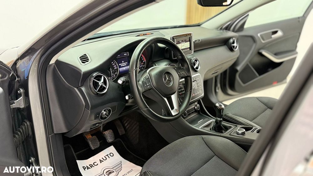 Mercedes-Benz EQA - 6