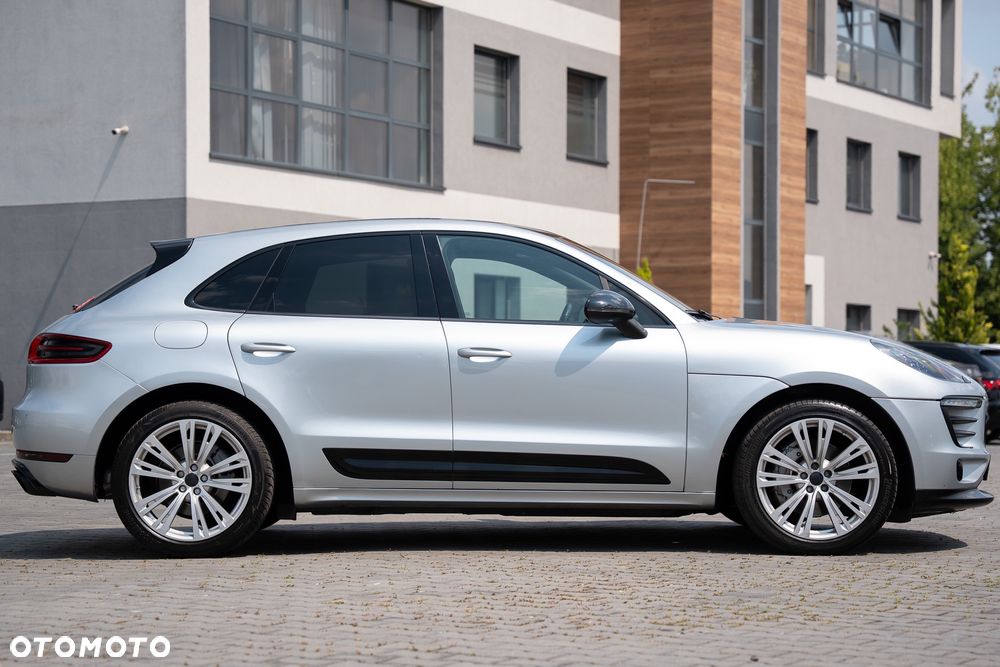 Porsche Macan S - 16