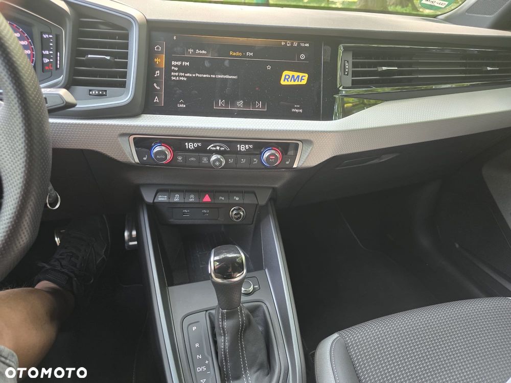 Audi A1 Sportback 40 TFSI S tronic S line - 10