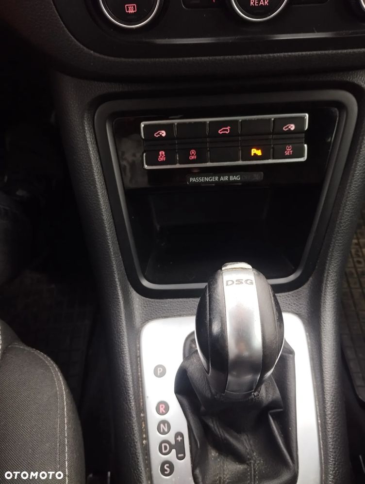 Volkswagen Sharan 2.0 TDI DSG (BlueMotion Technology) Trendline - 16