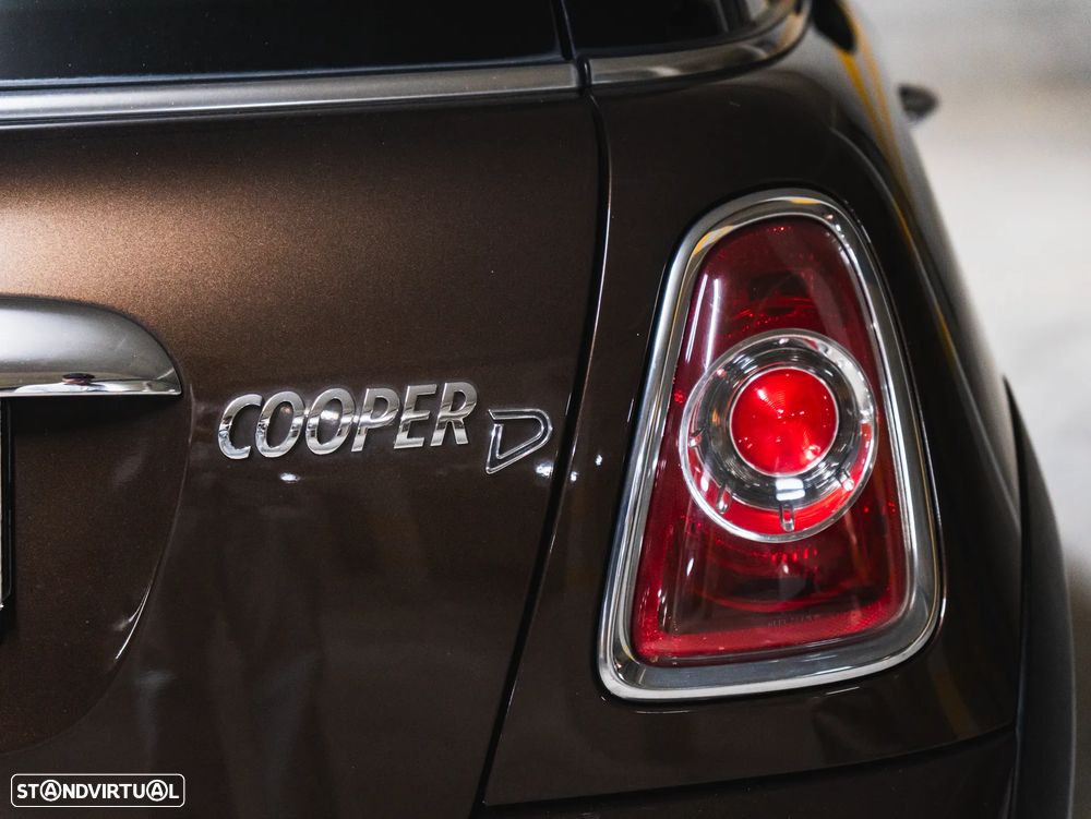 MINI 3 Portas Cooper D - 10