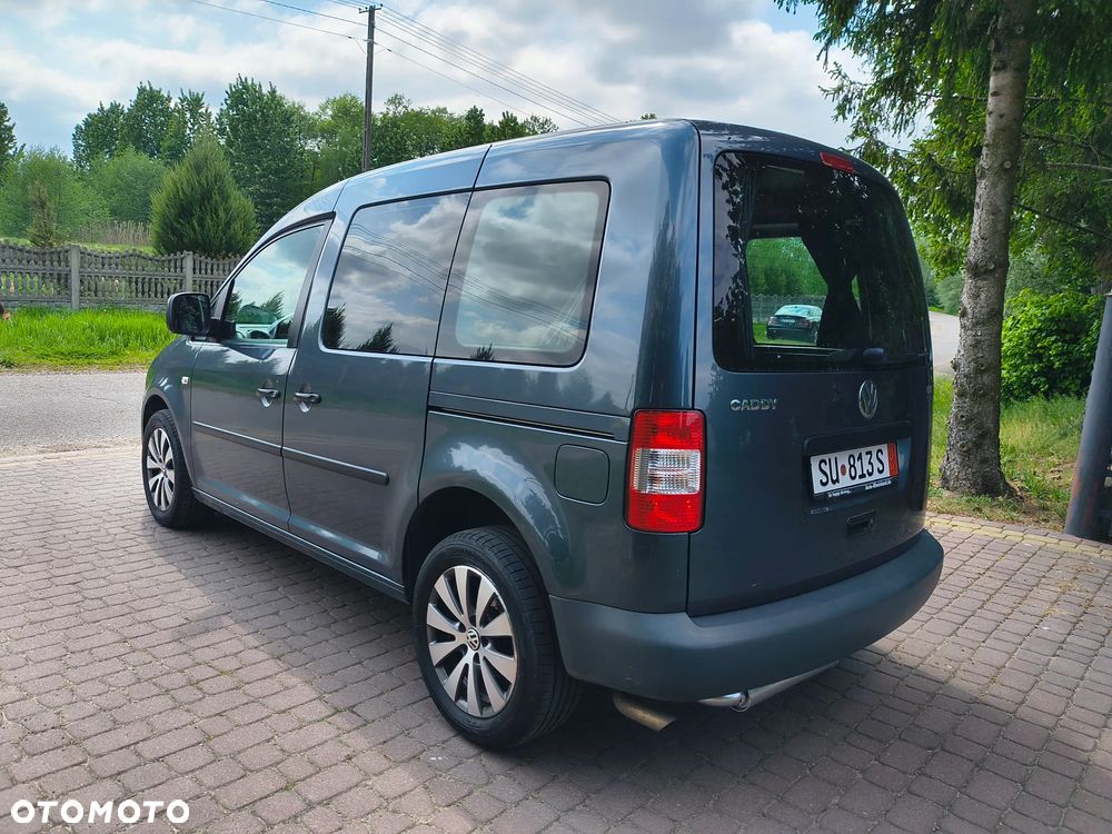 Volkswagen Caddy - 10