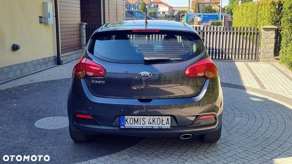 Kia Ceed - 5