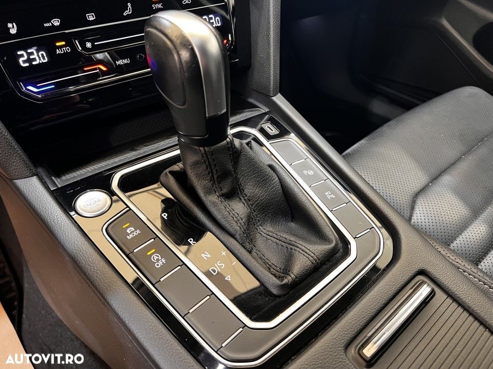 Volkswagen Passat Alltrack - 20