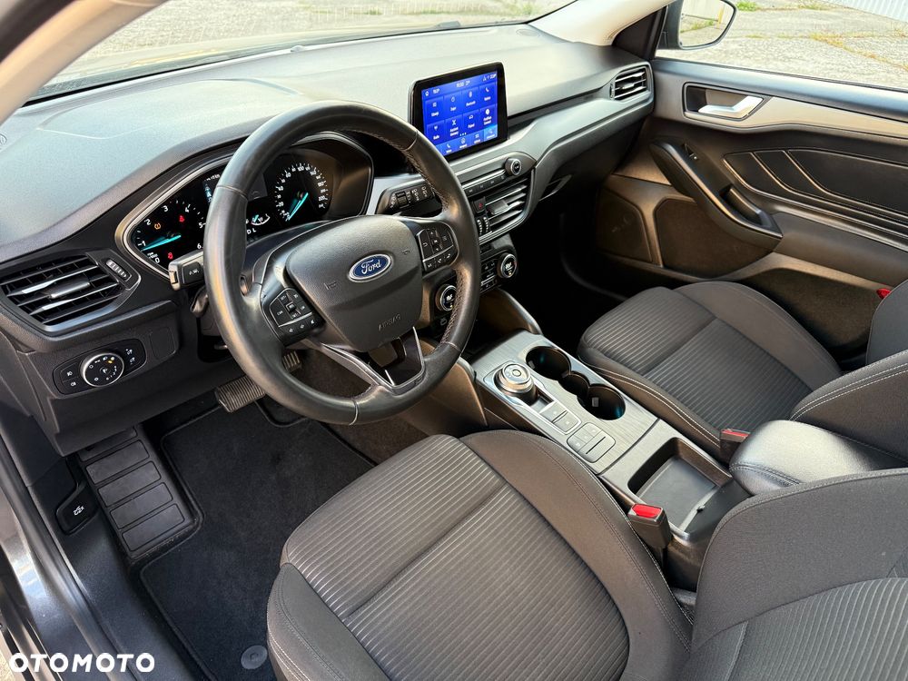 Ford Focus 1.5 EcoBlue Start-Stopp-System TITANIUM - 6