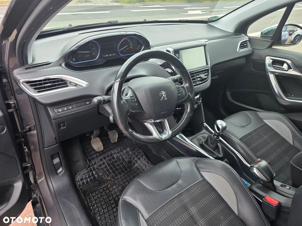 Peugeot 2008 e-HDi FAP 115 STOP & START Allure - 10