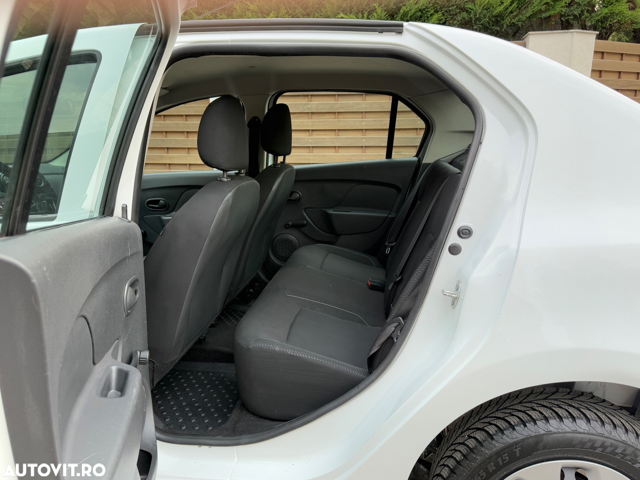 Dacia Logan - 7